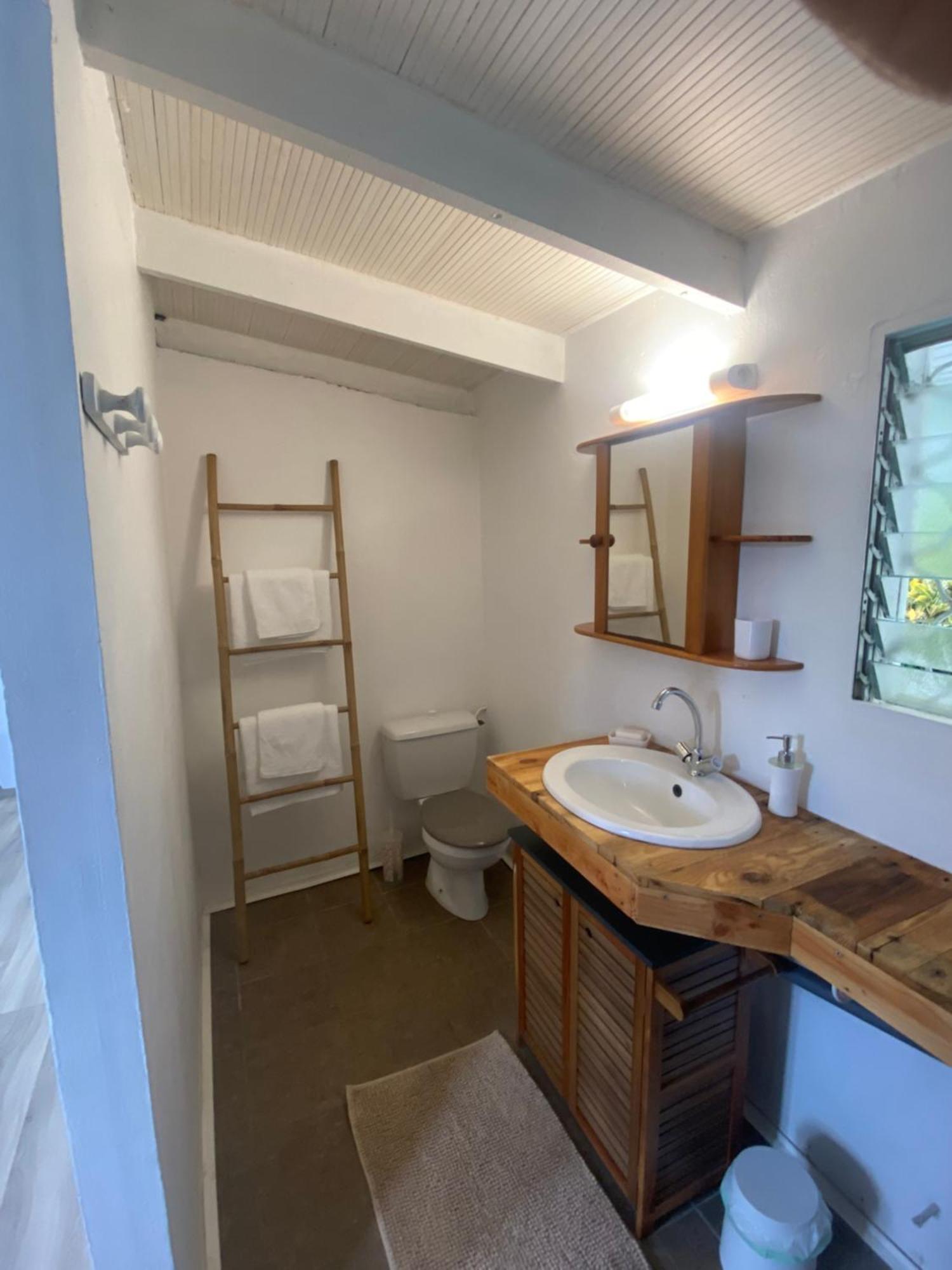 Notre Vie La Bed & Breakfast Le Robert Exterior photo