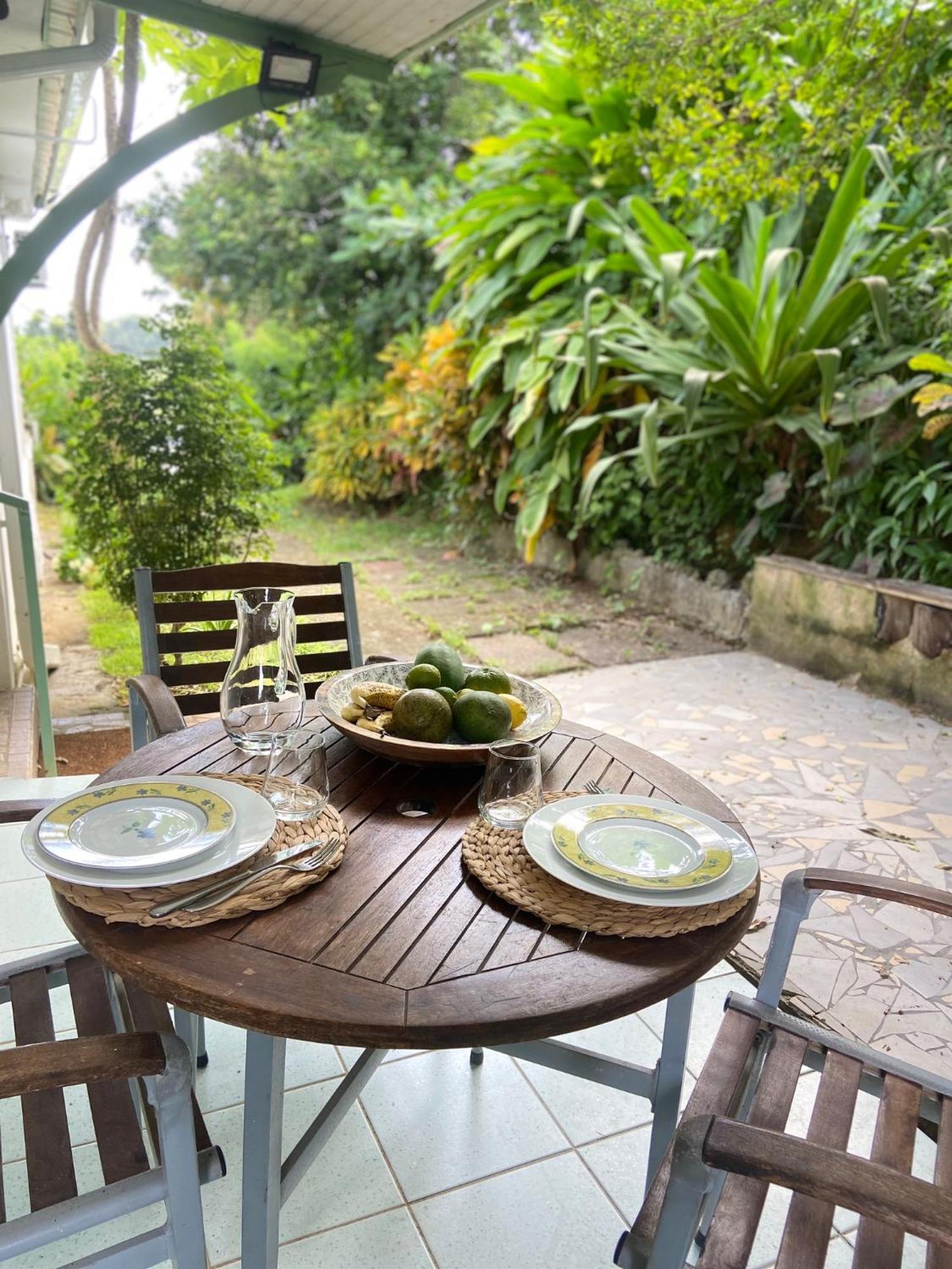 Notre Vie La Bed & Breakfast Le Robert Exterior photo